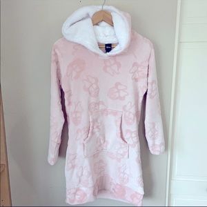 ❄️Women’s Disney Fleece Minnie Mouse lounger❄️